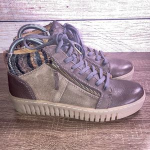 Womens Comfortiva Womens Halia Brown Multi Color Size 6